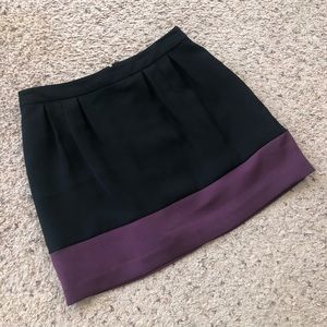 Banana Republic size 4P mini skirt, purple black